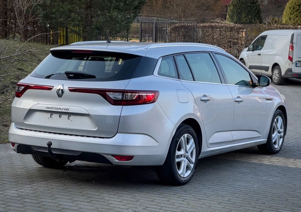Renault Megane cena 43900 przebieg: 159000, rok produkcji 2019 z Kościerzyna małe 106